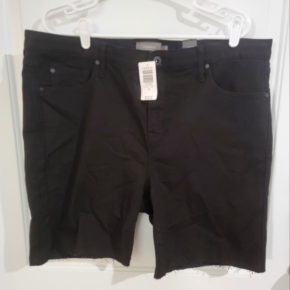 Black Bermuda Torrid Shorts